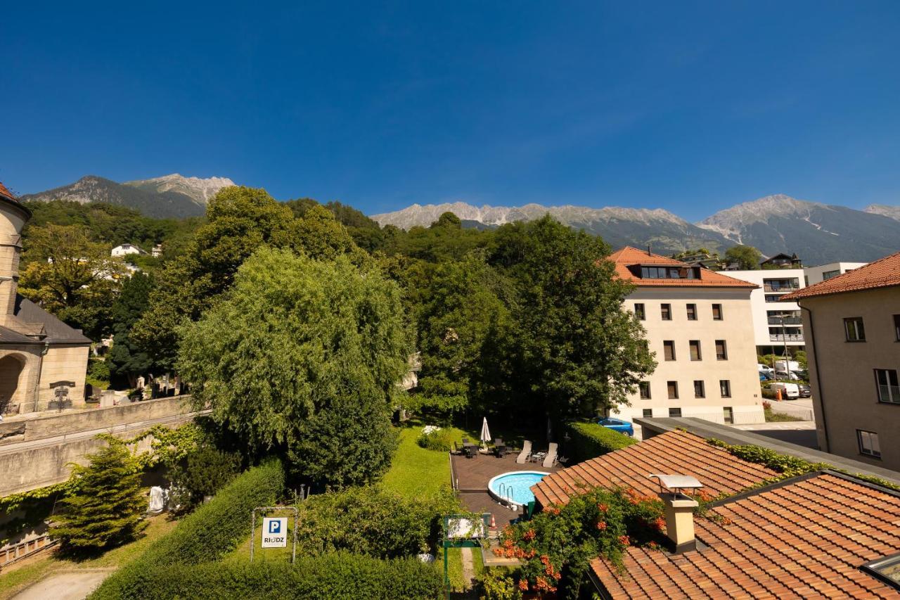 Riedz Apartments Innsbruck- Zentrales Apartmenthaus Mit Gruener Oase Exterior photo