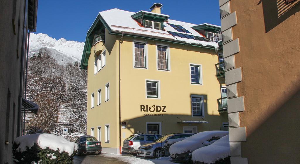 Riedz Apartments Innsbruck- Zentrales Apartmenthaus Mit Gruener Oase Exterior photo