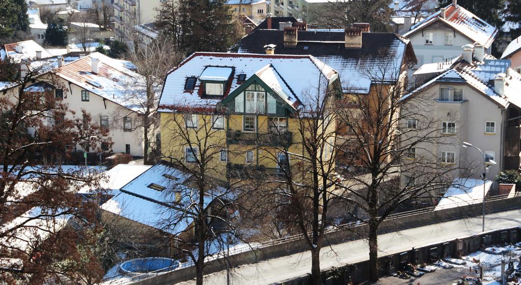 Riedz Apartments Innsbruck- Zentrales Apartmenthaus Mit Gruener Oase Exterior photo